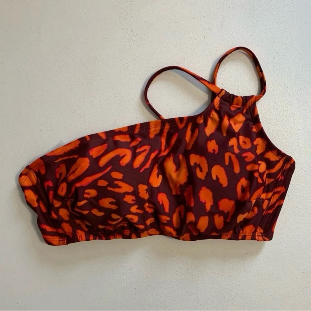 Shade & Shore Convertible One Shoulder Bikini Top Size Large NWOT - Picture 3 of 15